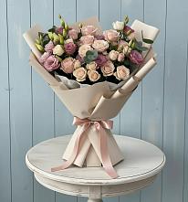 Букет цветов из:  Розы и Лизиантусы в Шварцевский