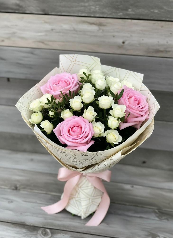 Букет цветов из: Розы в Шварцевский