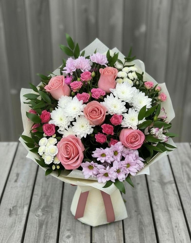 Букет цветов из: Альстромерии, Гвоздики, Розы и Хризантемы в Шварцевский