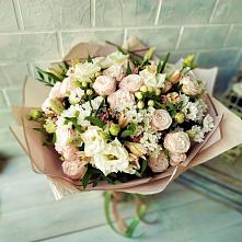 Букет цветов из:  Альстромерии, Розы и Хризантемы #REPLACE_PRED# Шварцевский