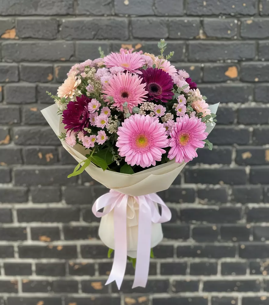Букет цветов из: Герберы и Хризантемы в Шварцевский
