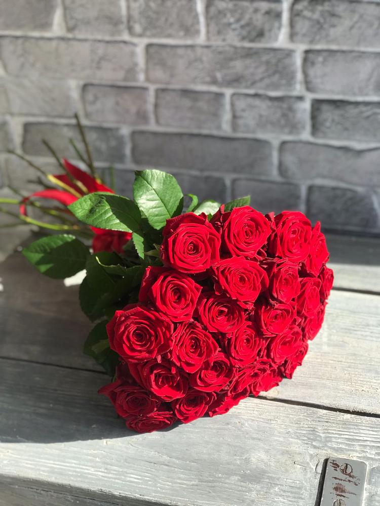 Букет Красные розы Фридом в Шварцевский