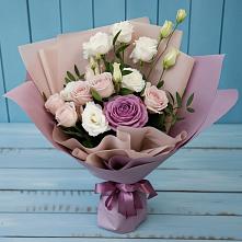 Букет цветов из:  Розы и Лизиантусы в Шварцевский