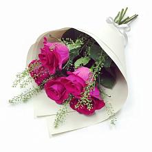 Букет цветов из:  Розы в Шварцевский