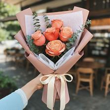 Букет цветов из:  Розы в Шварцевский