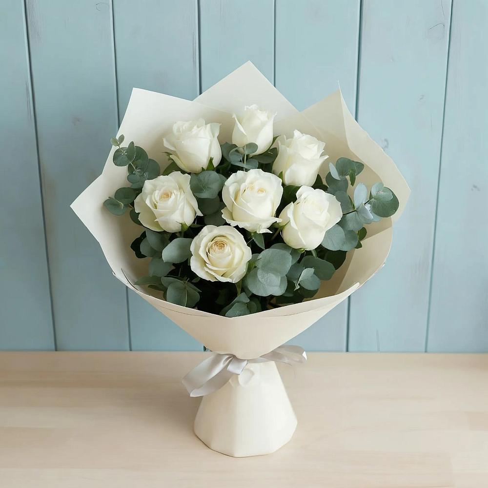 Букет Белые розы в Эвкалипте в Шварцевский