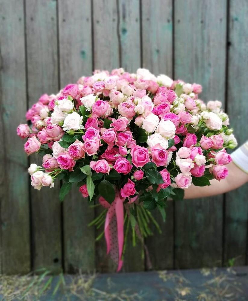 Букет Розовые кустовые розы Натали и Лав Лидия в Шварцевский