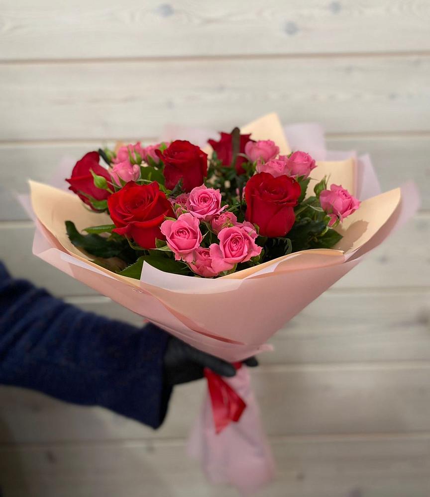 Букет цветов из: Розы в Шварцевский