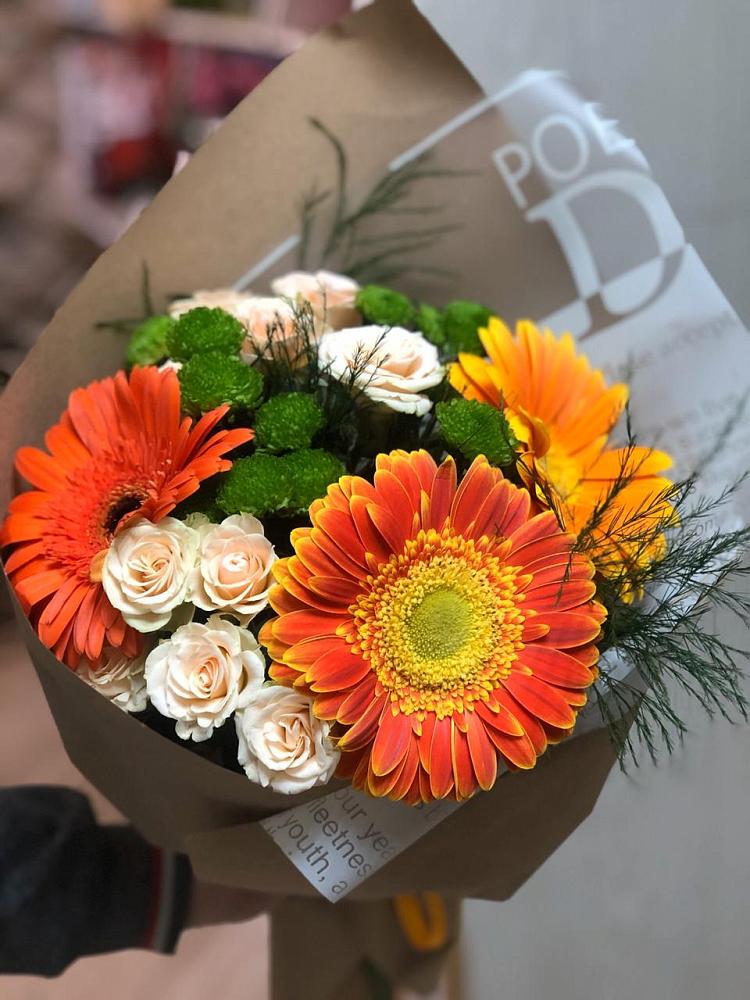 Букет цветов из: Герберы, Хризантемы и Розы в Шварцевский