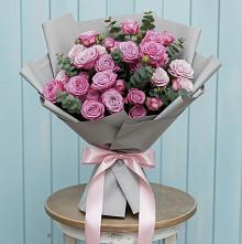 Букет цветов из:  Розы в Шварцевский